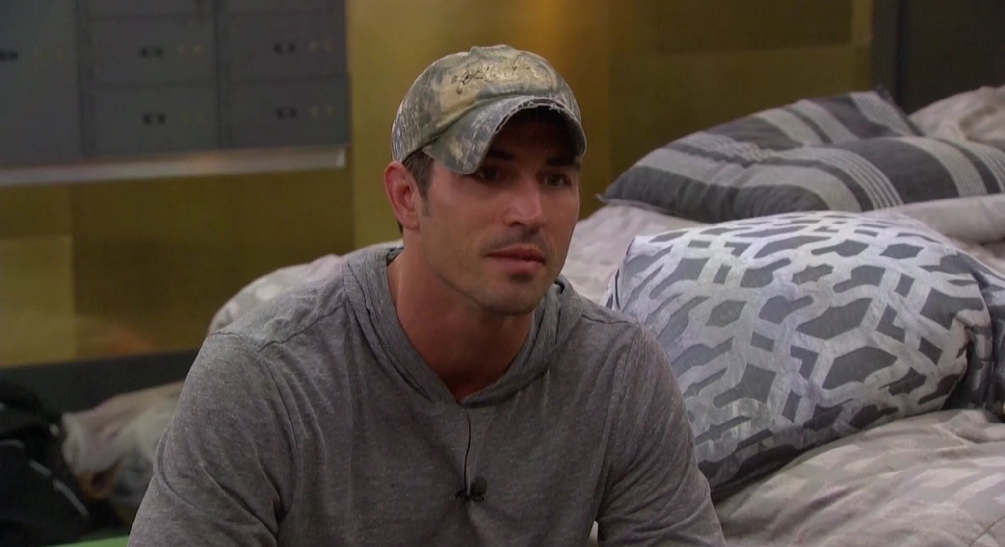 Big Brother 19 Spoilers Day 44 Cody Campaigns For His Game Life Big Brother Access 2062